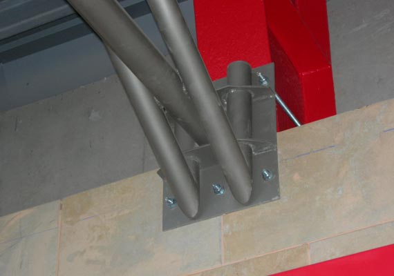 Estructuras de acero, estanterías metálicas, perfiles metálicos etc.